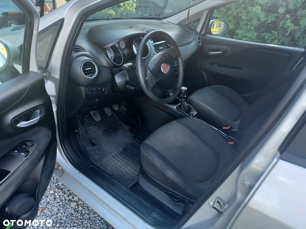 Fiat Punto 1.4 Easy S&S - 12