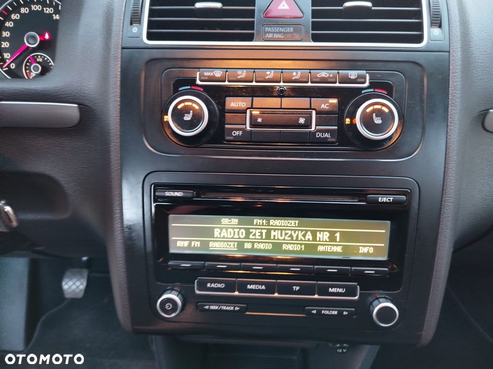 Volkswagen Touran - 24