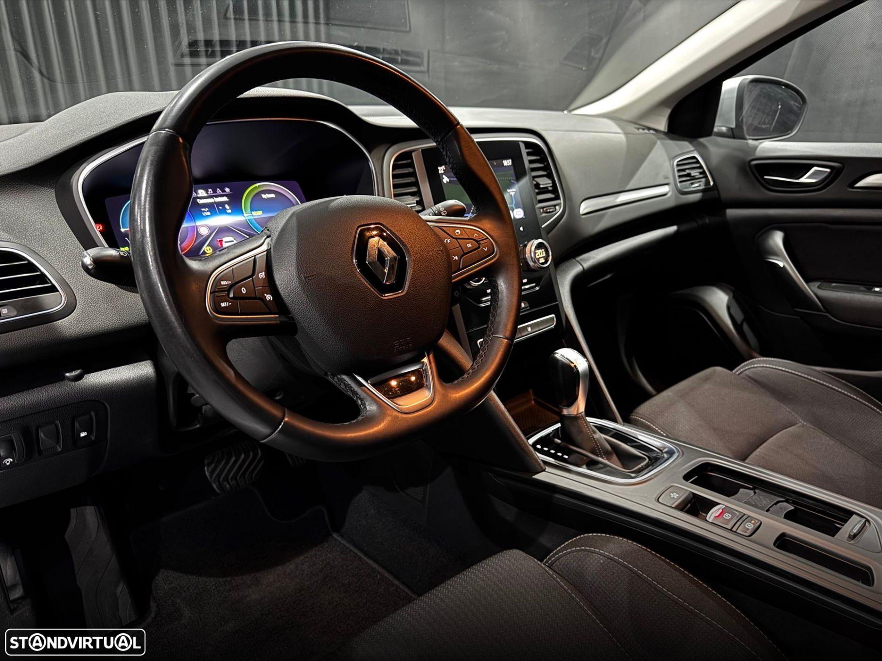 Renault Mégane Sport Tourer 1.6 E-Tech Plug-In Zen - 14