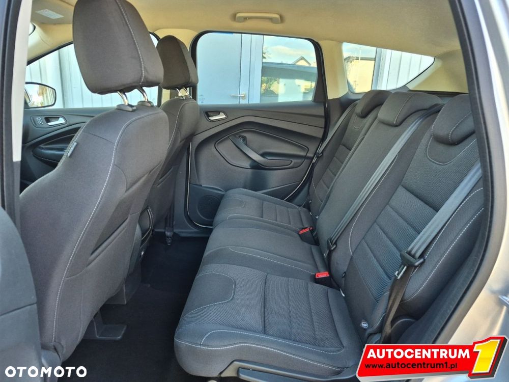 Ford Kuga - 14