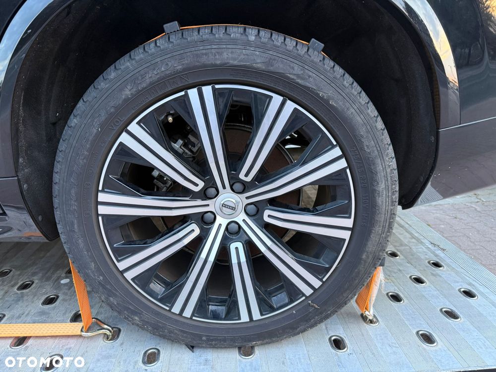 Volvo XC 90 - 23