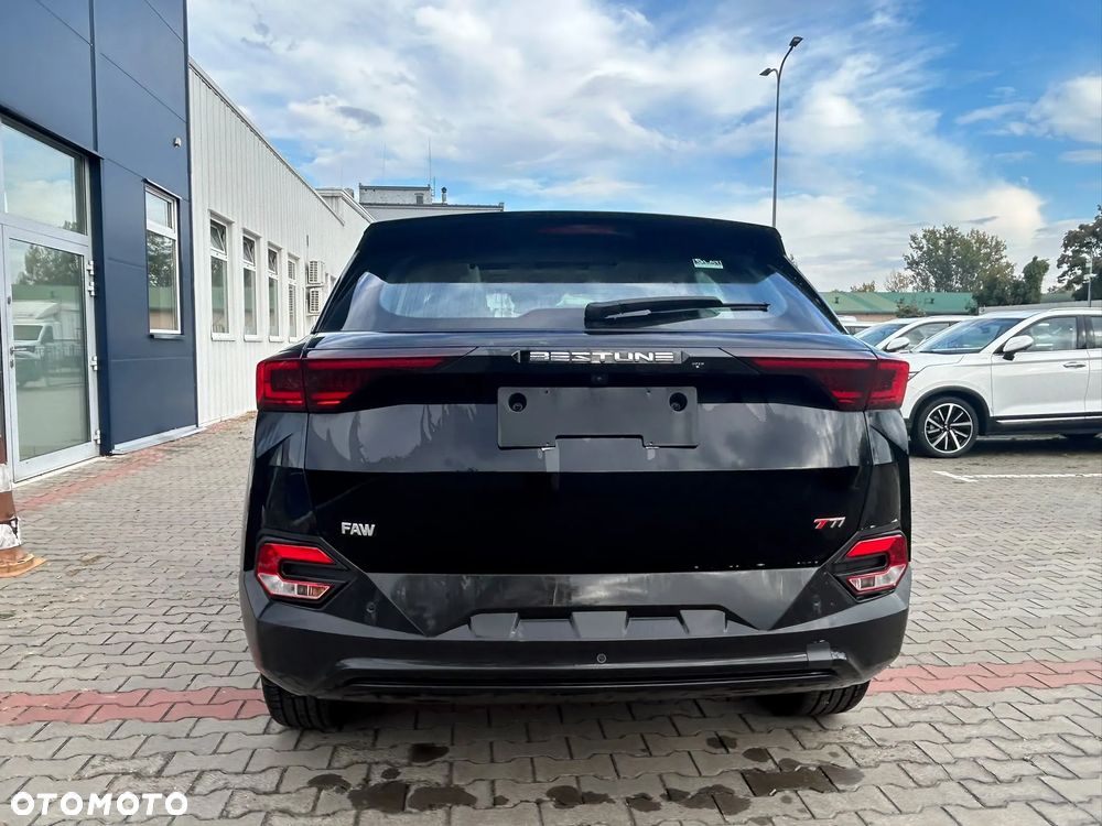 Bestune T77 - 32