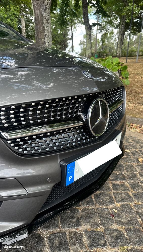 Mercedes-Benz A 180 d AMG Line - 4