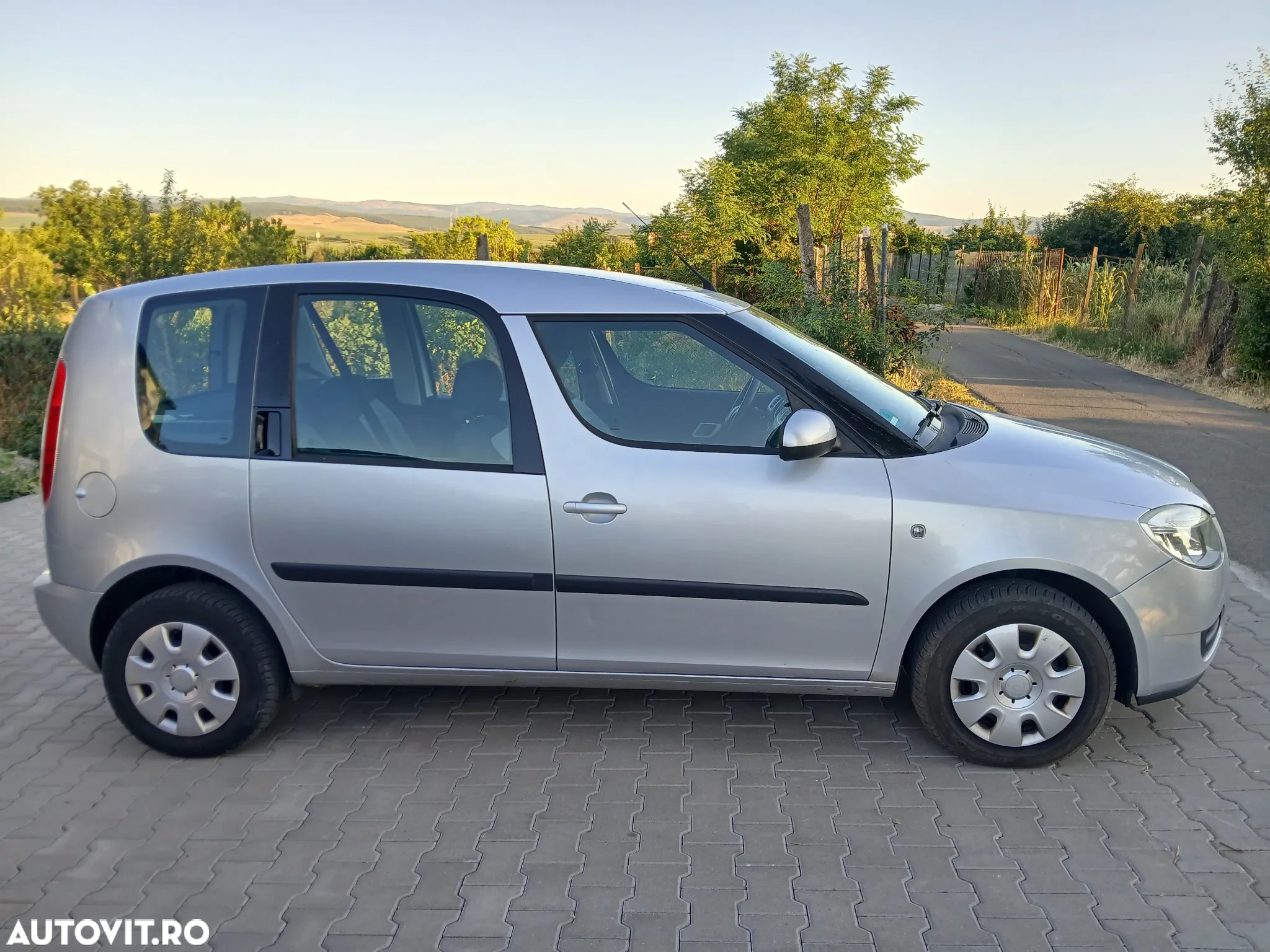 Skoda Roomster 1.4 16V Comfort - 6