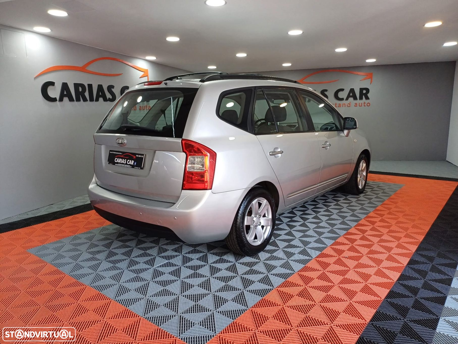 Kia Carens 2.0 CRDi EX - 5