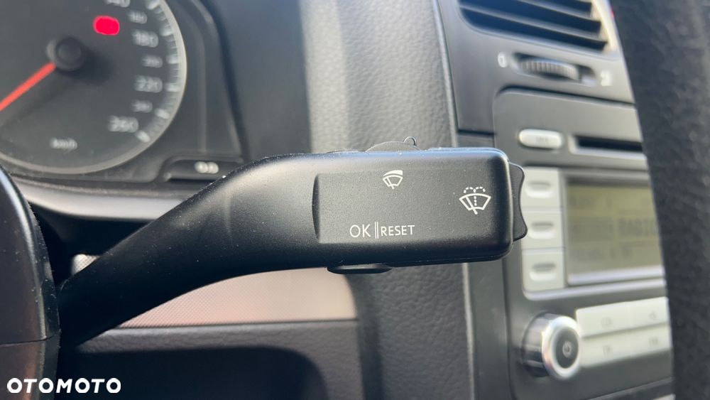Volkswagen Jetta 1.9 TDI DPF Sportline - 25