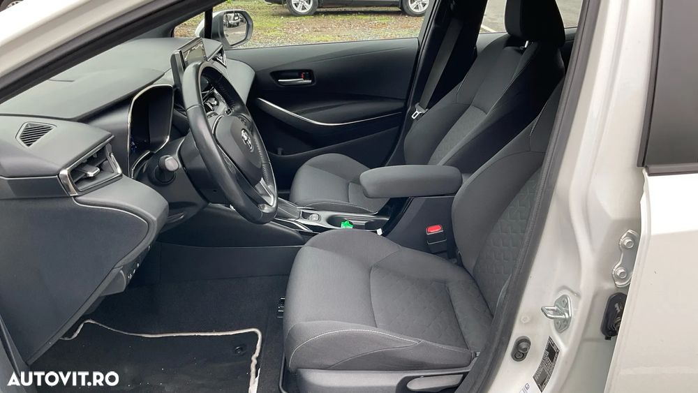 Toyota Corolla 1.8 HSD Dynamic - 15