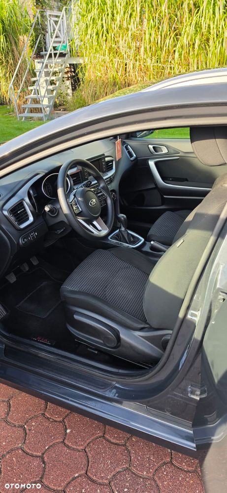 Kia Ceed 1.4 S - 23