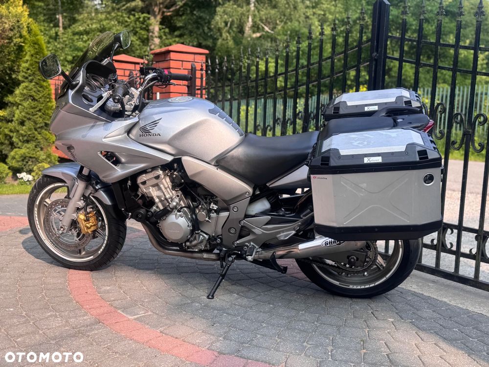 Honda CBF - 7