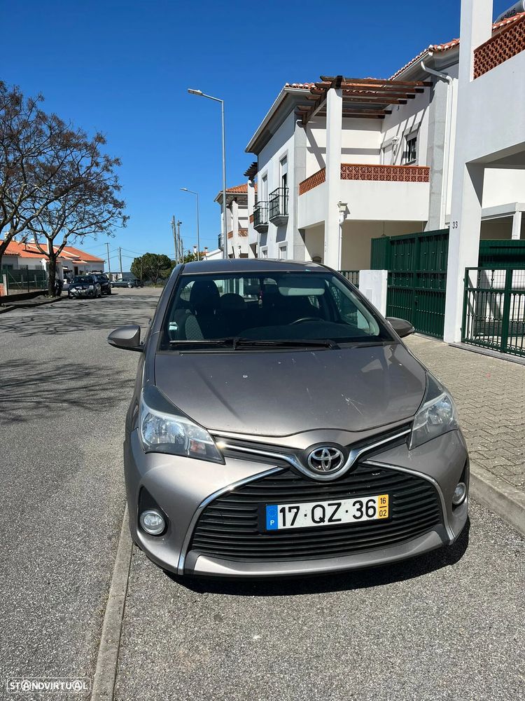 Toyota Yaris 1.4 D-4D Comfort - 4