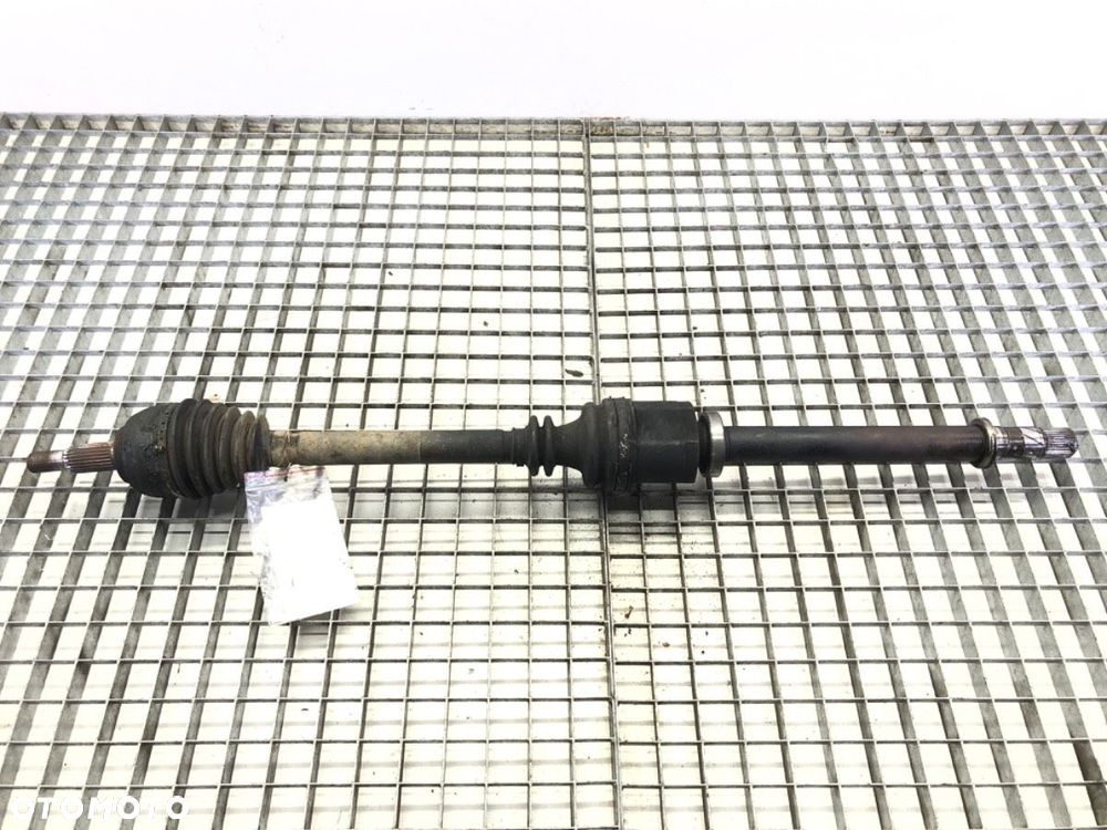 PÓŁOŚ PRAWY PRZÓD - 86.00 PLN - RENAULT MEGANE II (BM0/1_, CM0/1_) 2001 - 2012 1.9 dCi (BM0G, - 1