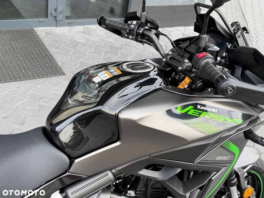 Kawasaki Versys 650 - 13