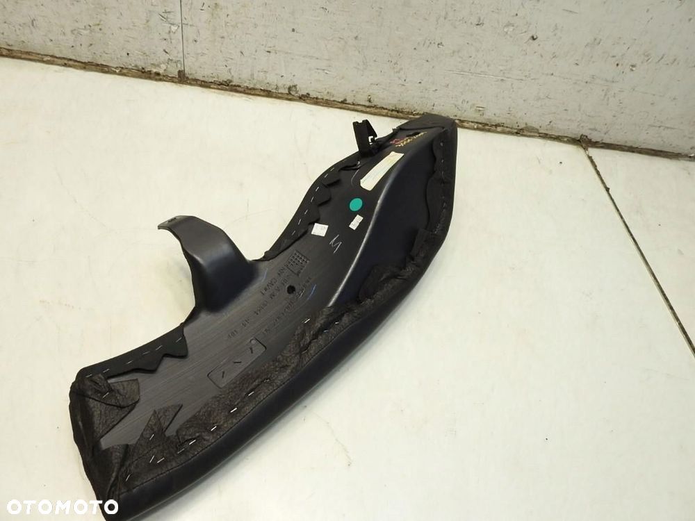 Chrysler 300 - 300C 2006 POSZYCIE FOTELA PRAWY TYŁ CHRYSLER 300C - 3