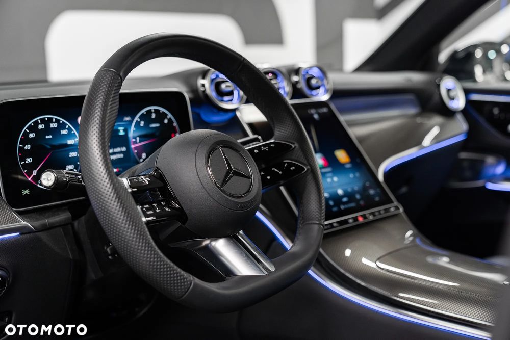 Mercedes-Benz GLC - 24