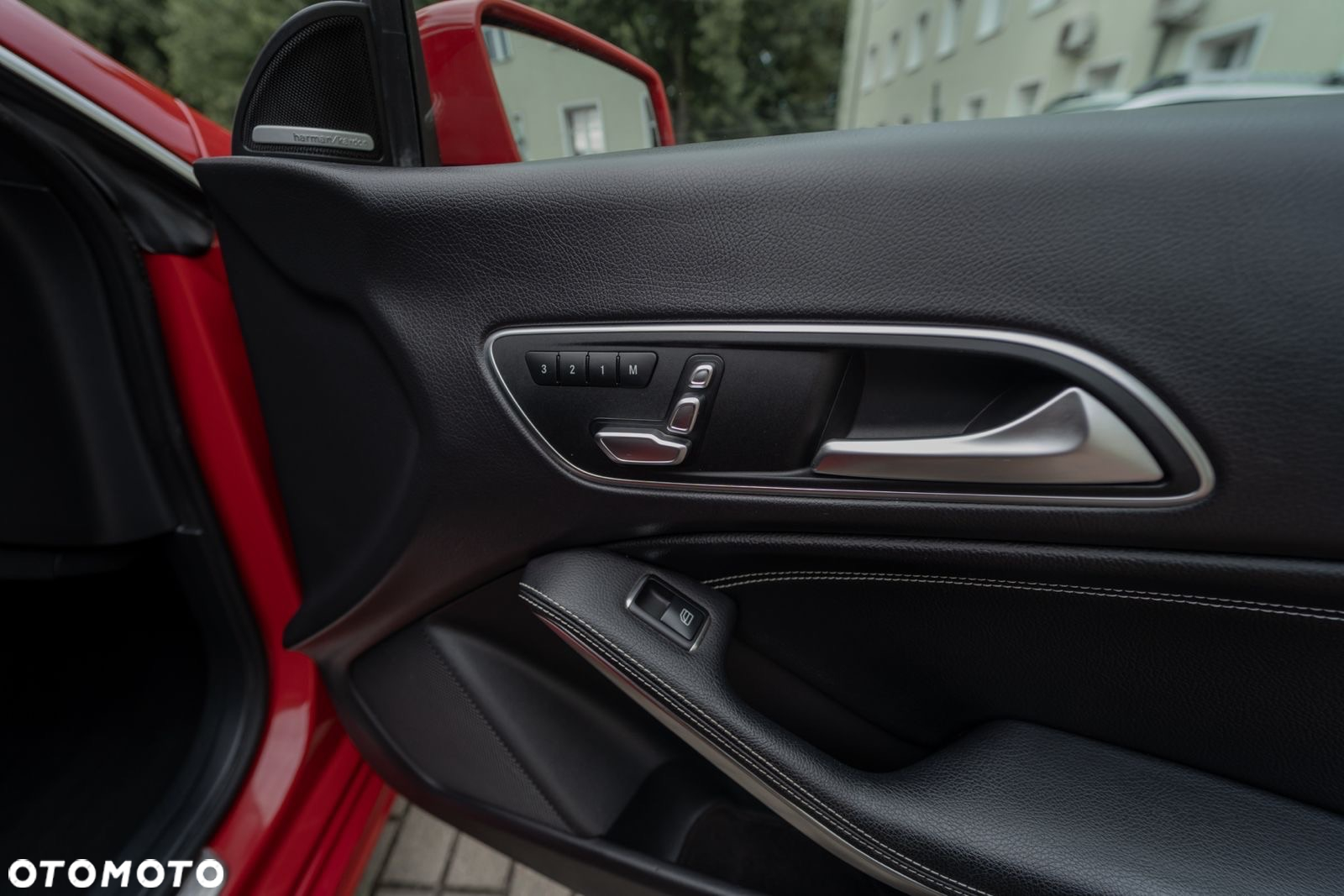 Mercedes-Benz CLA 250 4Matic 7G-DCT - 40