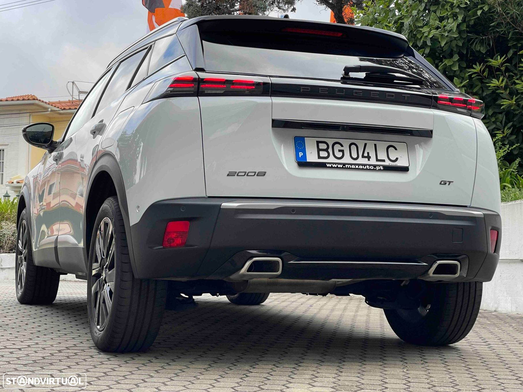 Peugeot 2008 1.2 PureTech GT EAT8 - 27