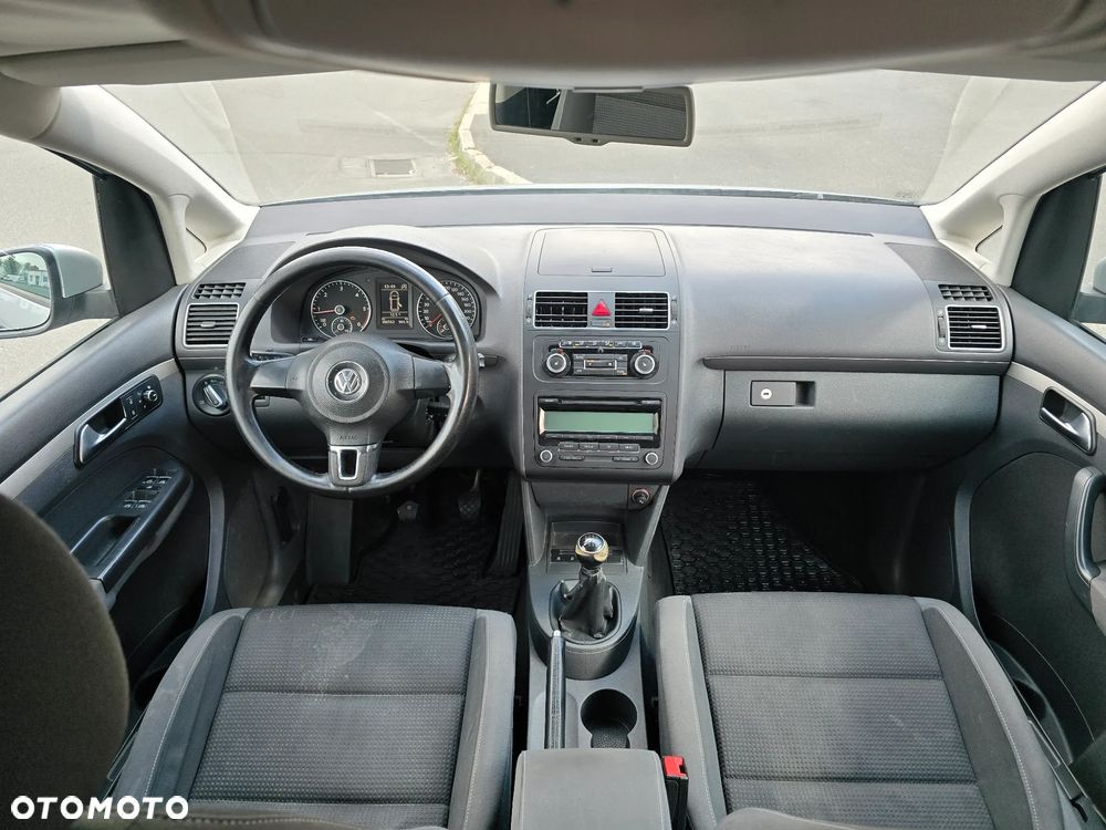 Volkswagen Touran 2.0 TDI DPF Comfortline - 2