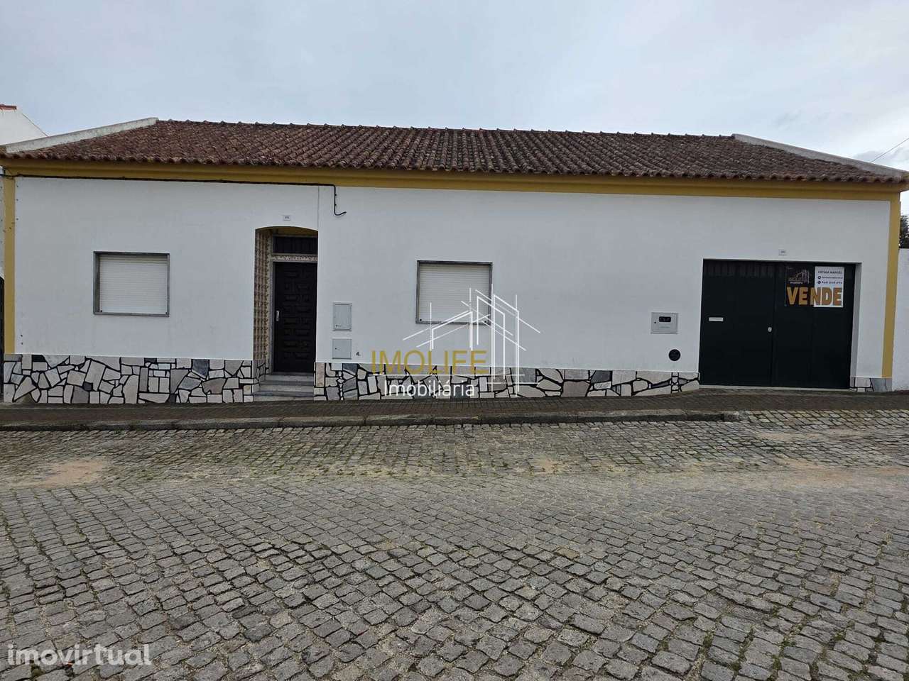 Moradia T3 Terrea com quintal em Mora - Grande imagem: 2/34