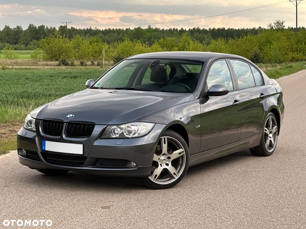 BMW Seria 3 318i - 28