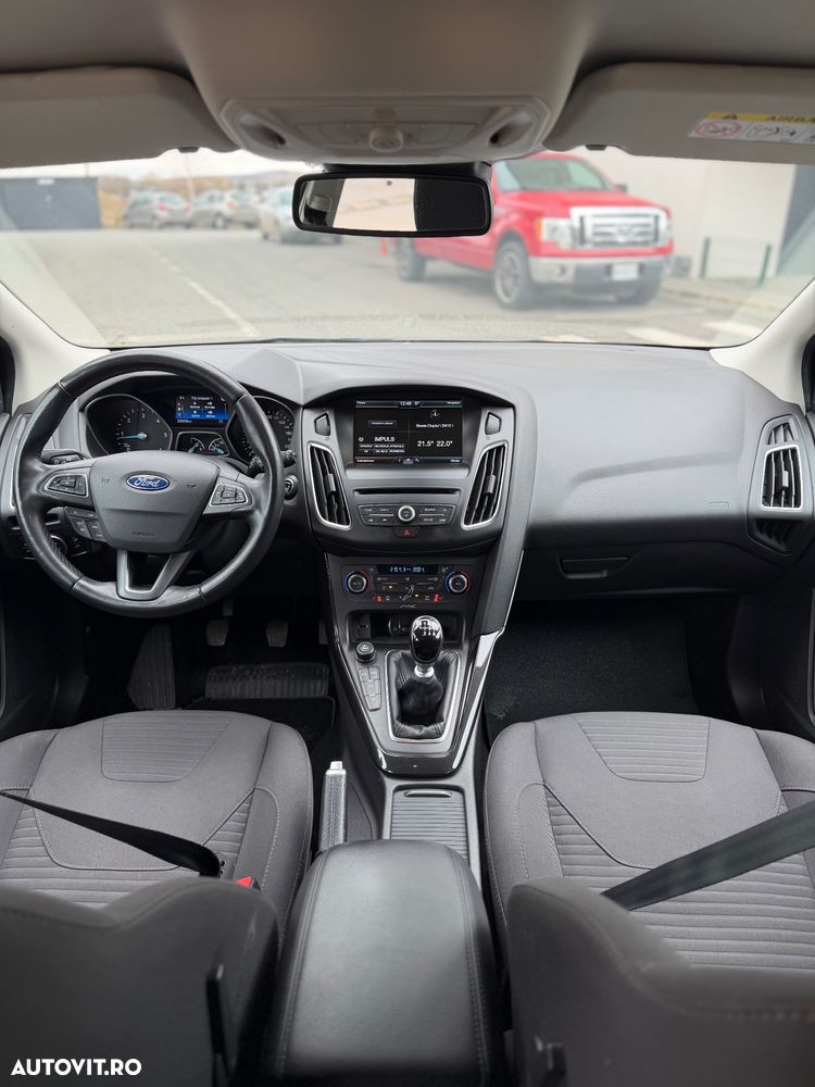 Ford Focus 1.5 TDCi Titanium - 8