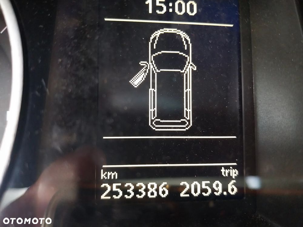 Volkswagen Passat 2.0 TDI BlueMotion Technology Comfortline - 7