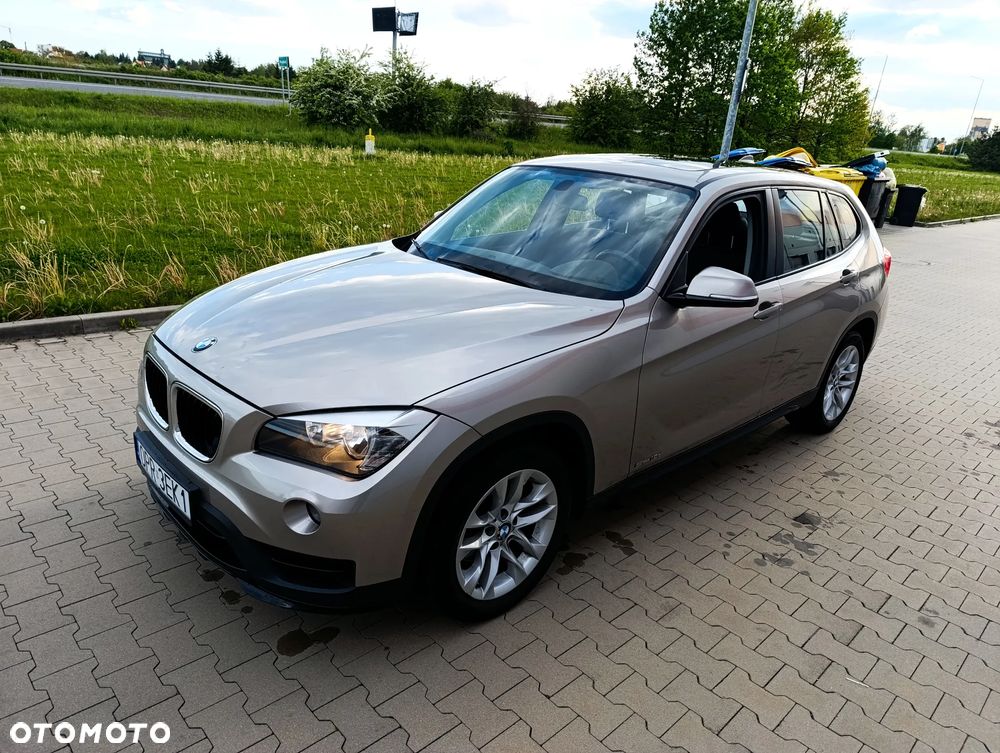 BMW X1 sDrive18d Sport Line - 1