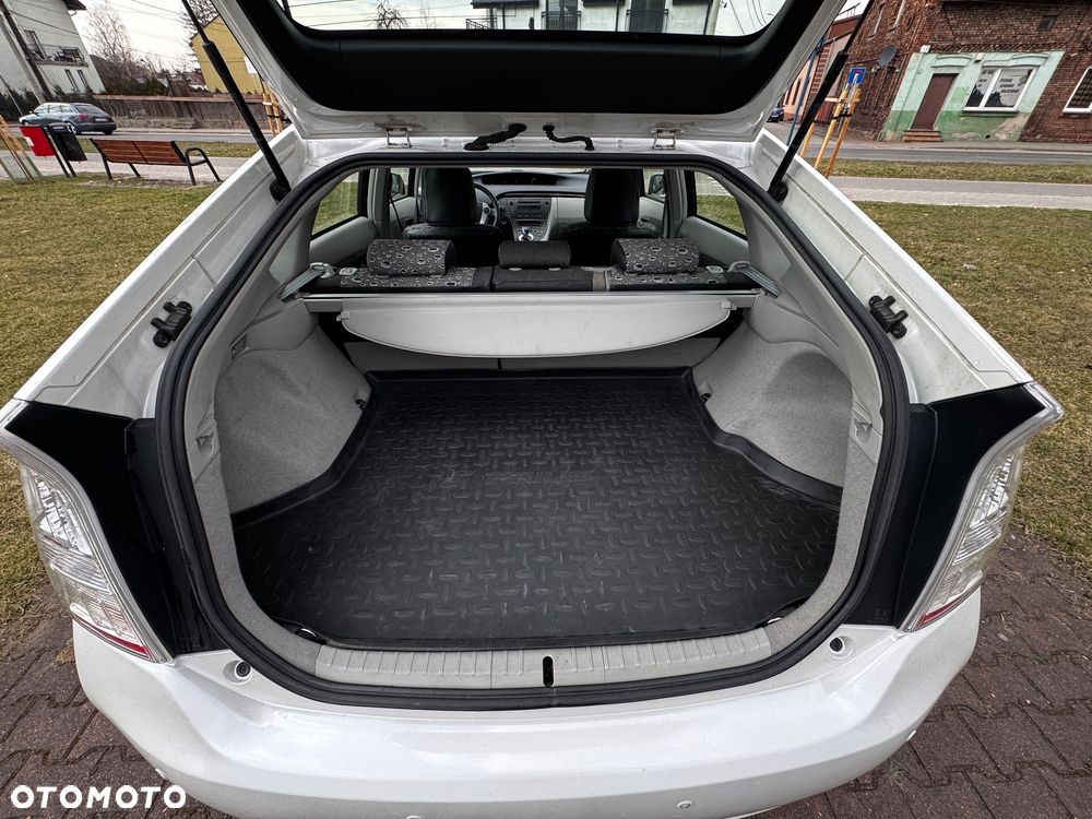 Toyota Prius - 24