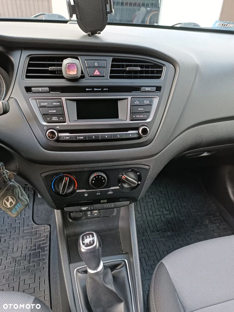 Hyundai i20 1.2 Fresh - 6