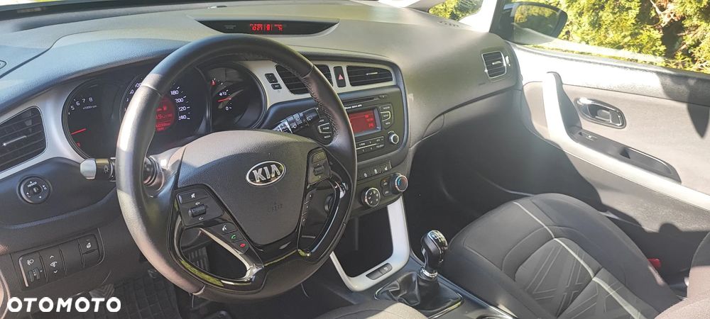 Kia Ceed 1.4 CVVT Edition 7 - 26
