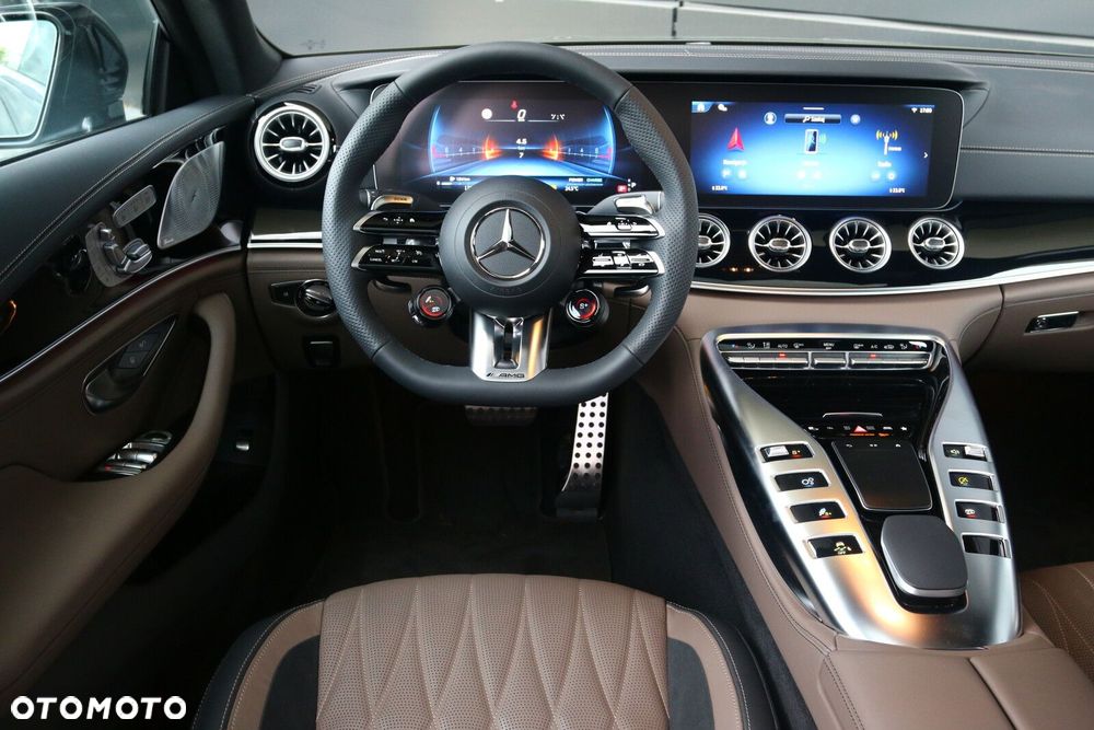 Mercedes-Benz AMG GT - 22