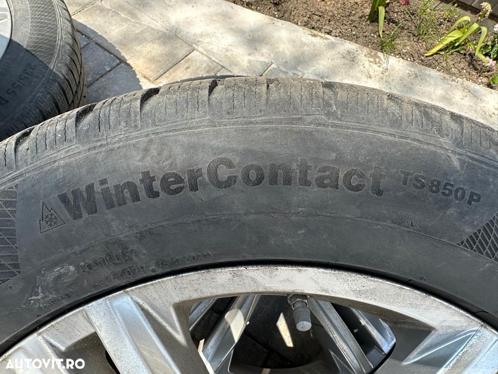 Volkswagen Tiguan - 22