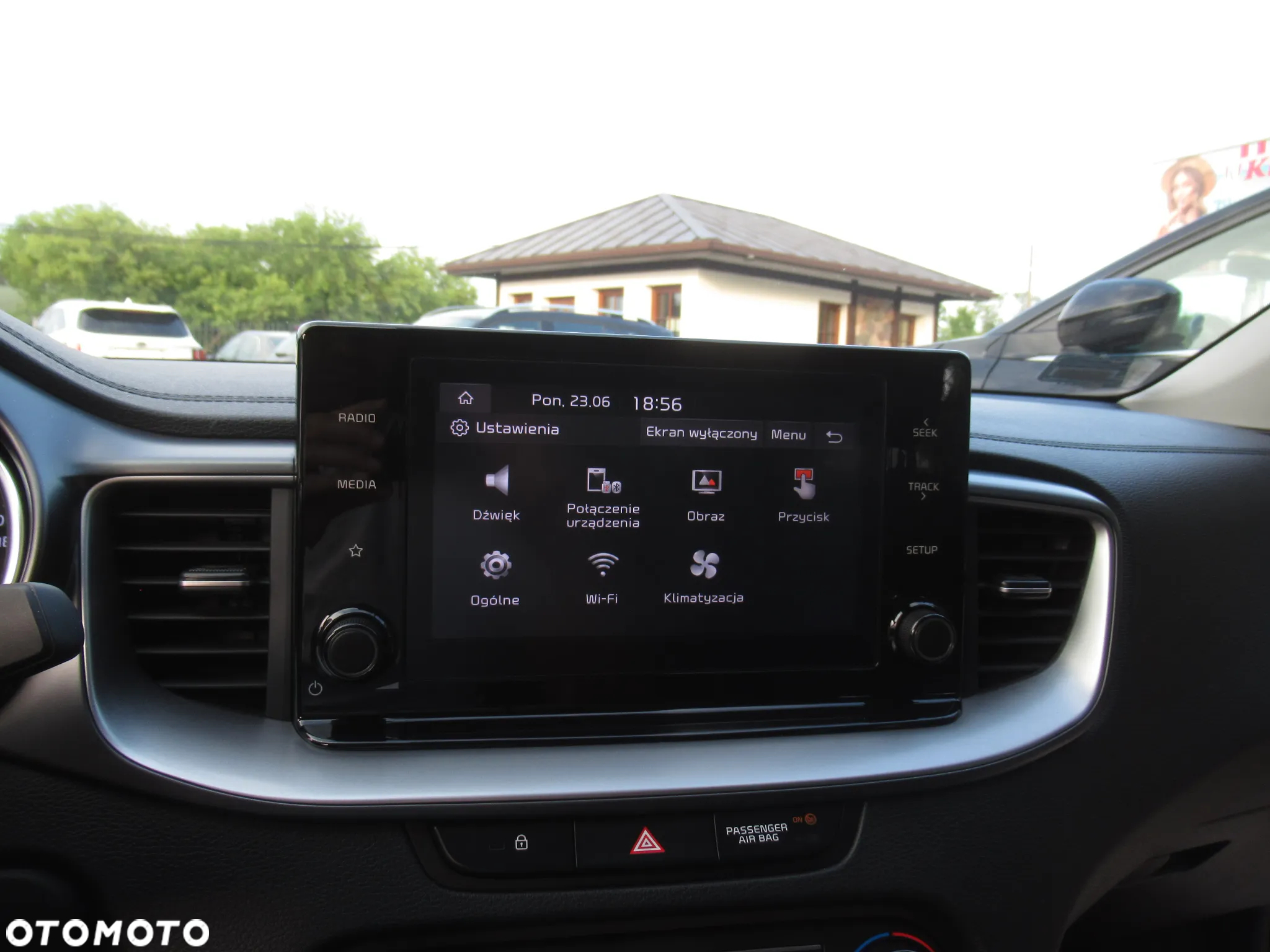 Kia Ceed 1.5 T-GDI M - 23
