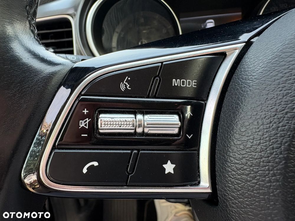 Kia Ceed - 16