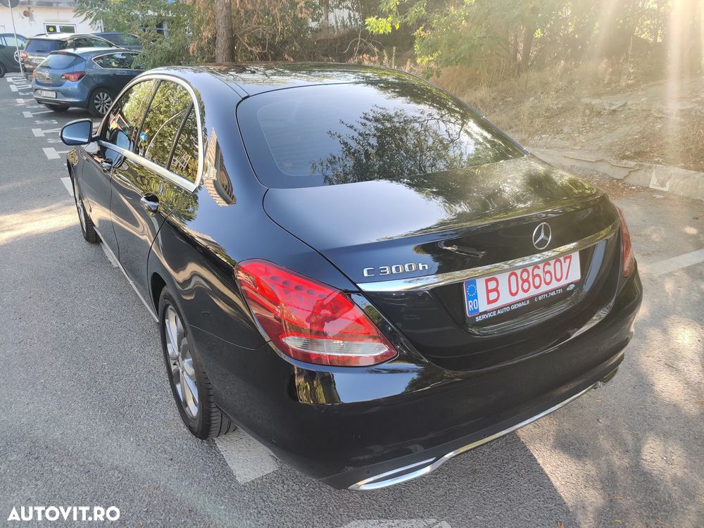 Mercedes-Benz C 220 d MHEV - 20