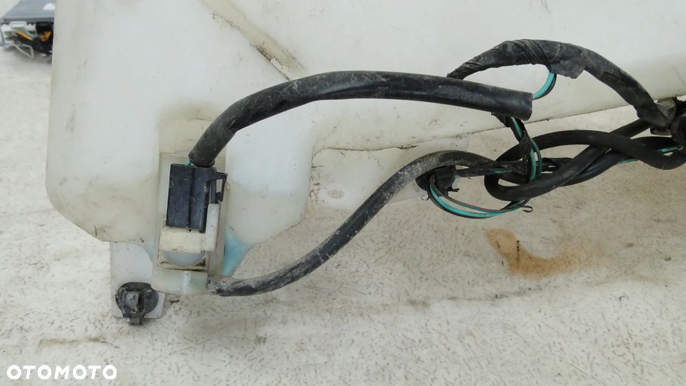 MITSUBISHI PAJERO IV 4 ZBIORNIK ZBIORNICZEK PŁYNU SPRYSKIWACZY POMPKI EUROPA - 6