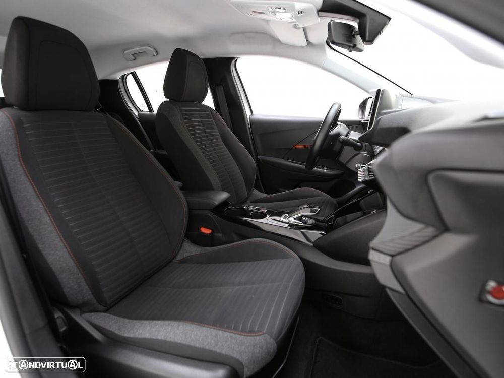 Peugeot e-208 50 kWh Active Pack - 10