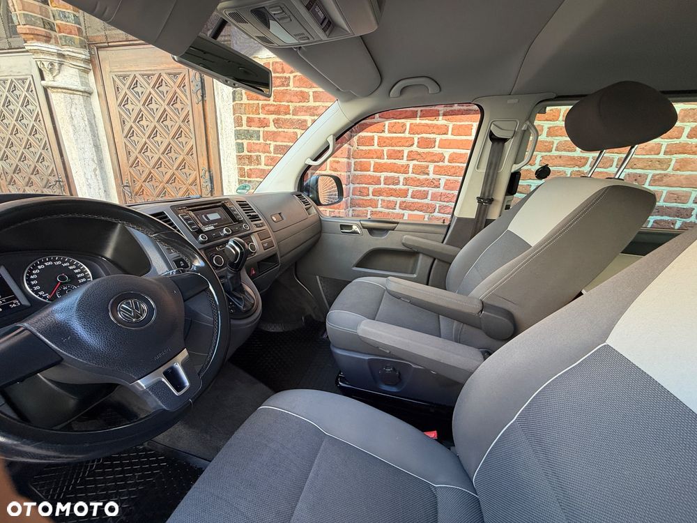 Volkswagen Multivan - 14