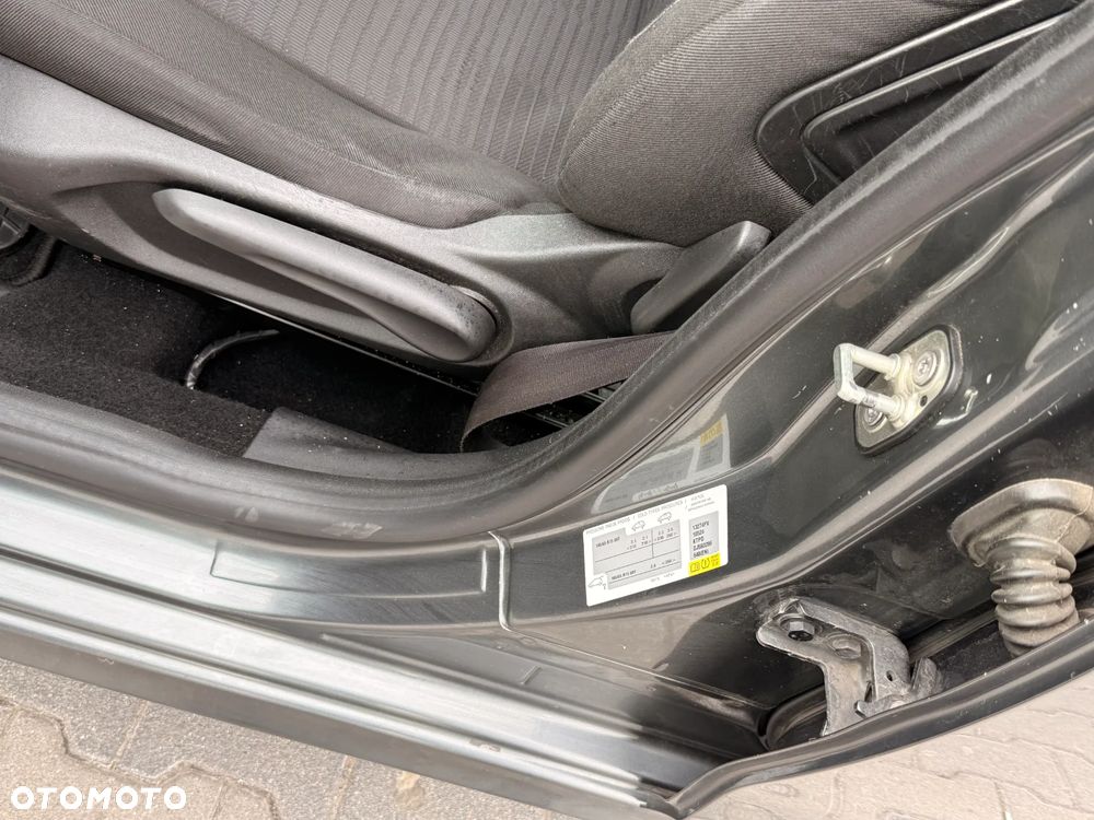 Peugeot 301 1.2 VTi/Pure Tech Access - 4