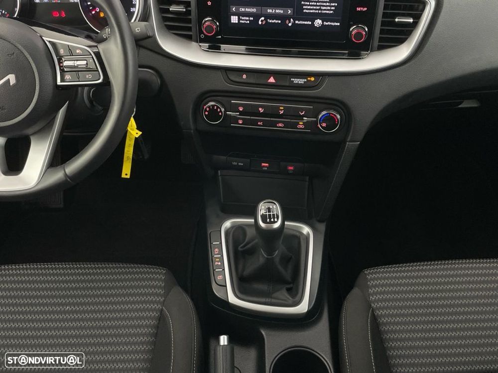 Kia XCeed 1.0 T-GDI Drive - 16
