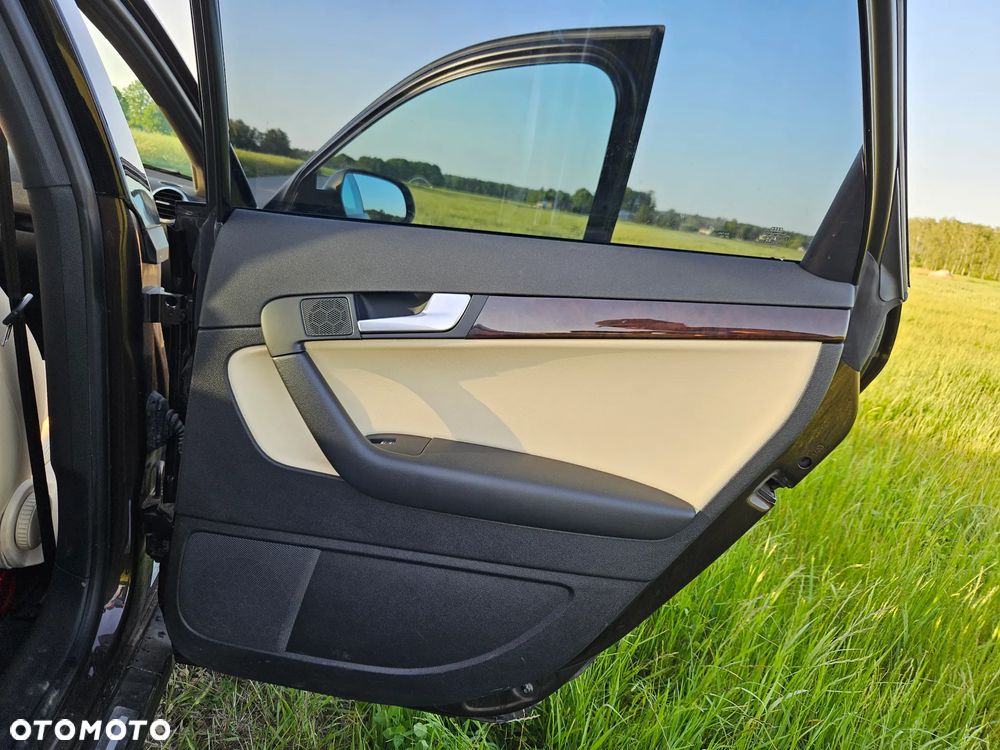 Audi A3 Sportback 2.0 TDI quattro Ambiente - 19
