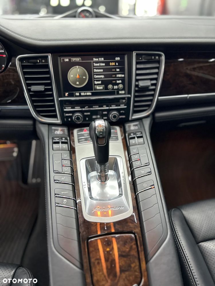 Porsche Panamera 4 PDK - 20