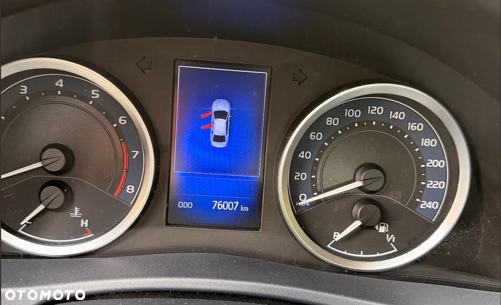 Toyota Corolla 1.6 Comfort - 9