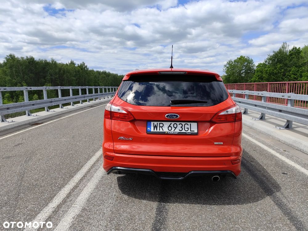 Ford Focus 1.6 EcoBoost Start-Stopp-System SYNC Edition - 6