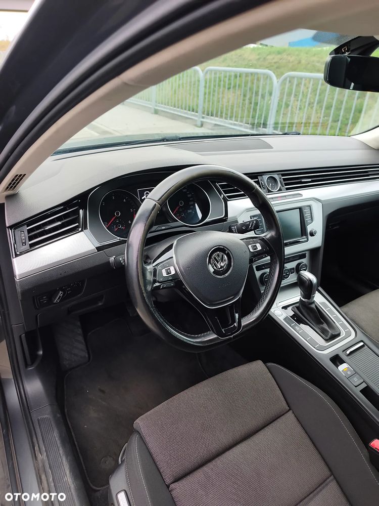 Volkswagen Passat 2.0 TDI BMT Comfortline DSG - 22