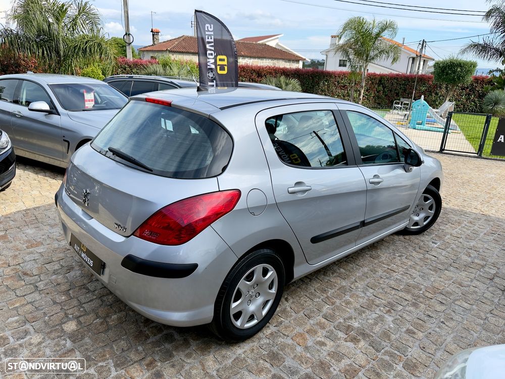 Peugeot 308 1.6 HDi Executive - 18