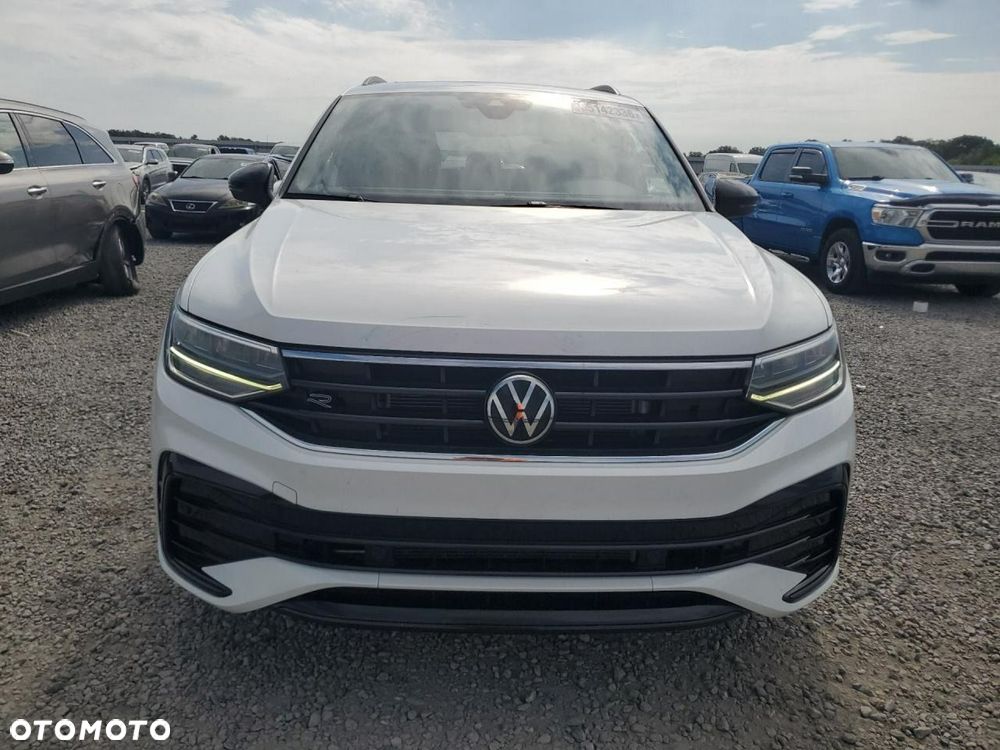 Volkswagen Tiguan - 2