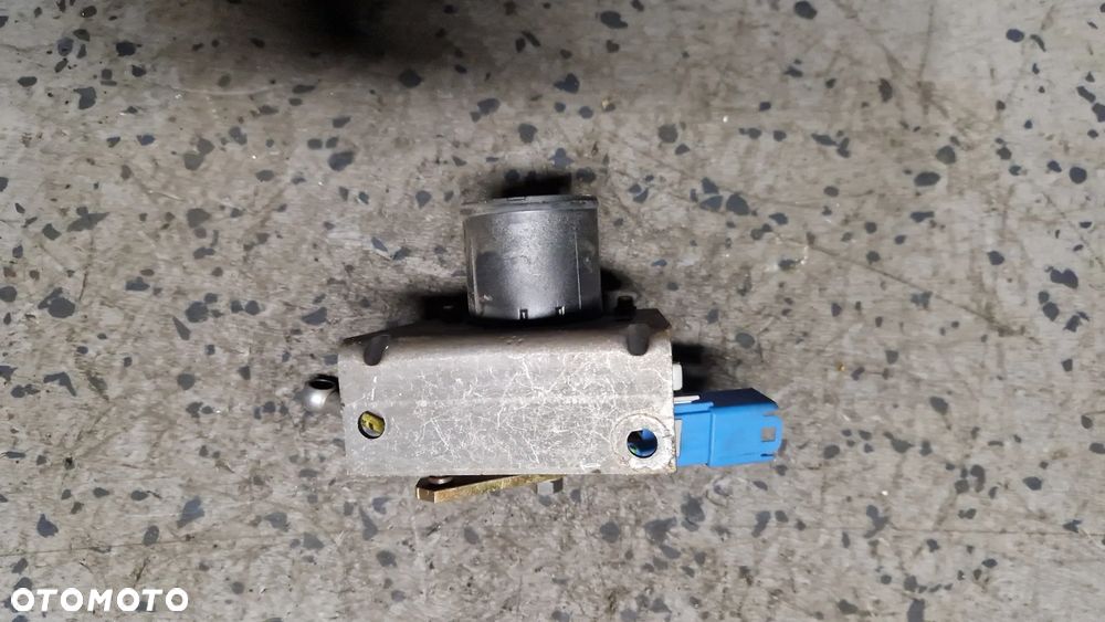 OPEL OMEGA B POTENCJOMETR GAZU 0280752027 - 2