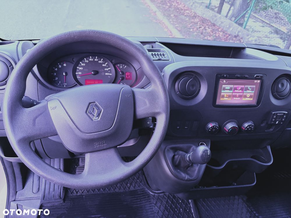Renault Master - 15