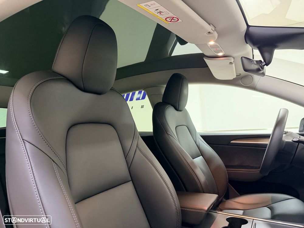 Tesla Model Y Tração Traseira - 42