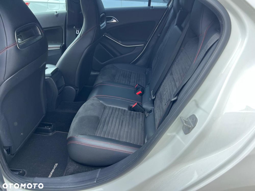 Mercedes-Benz Klasa A 250 4-Matic AMG Line - 11